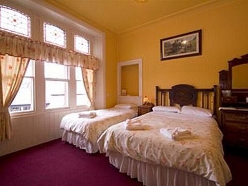 Station Hotel Пенріт Екстер'єр фото