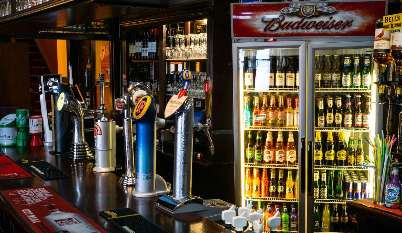 Station Hotel Пенріт Екстер'єр фото